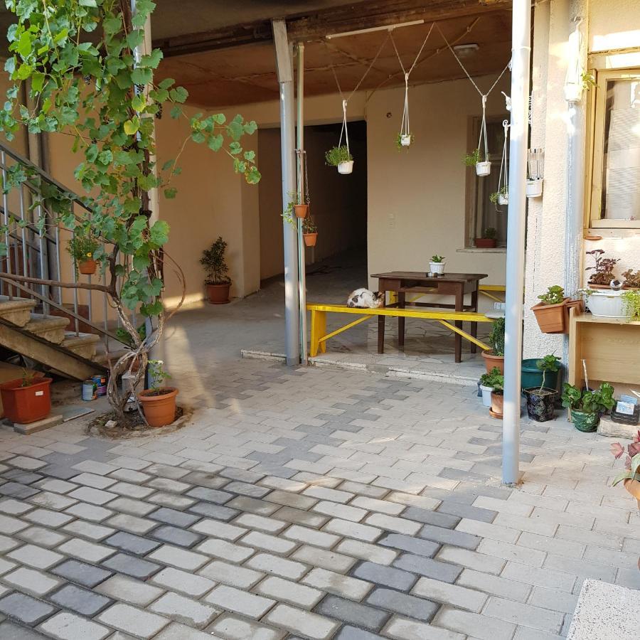 Домик У Куры Tbilisi Exterior foto