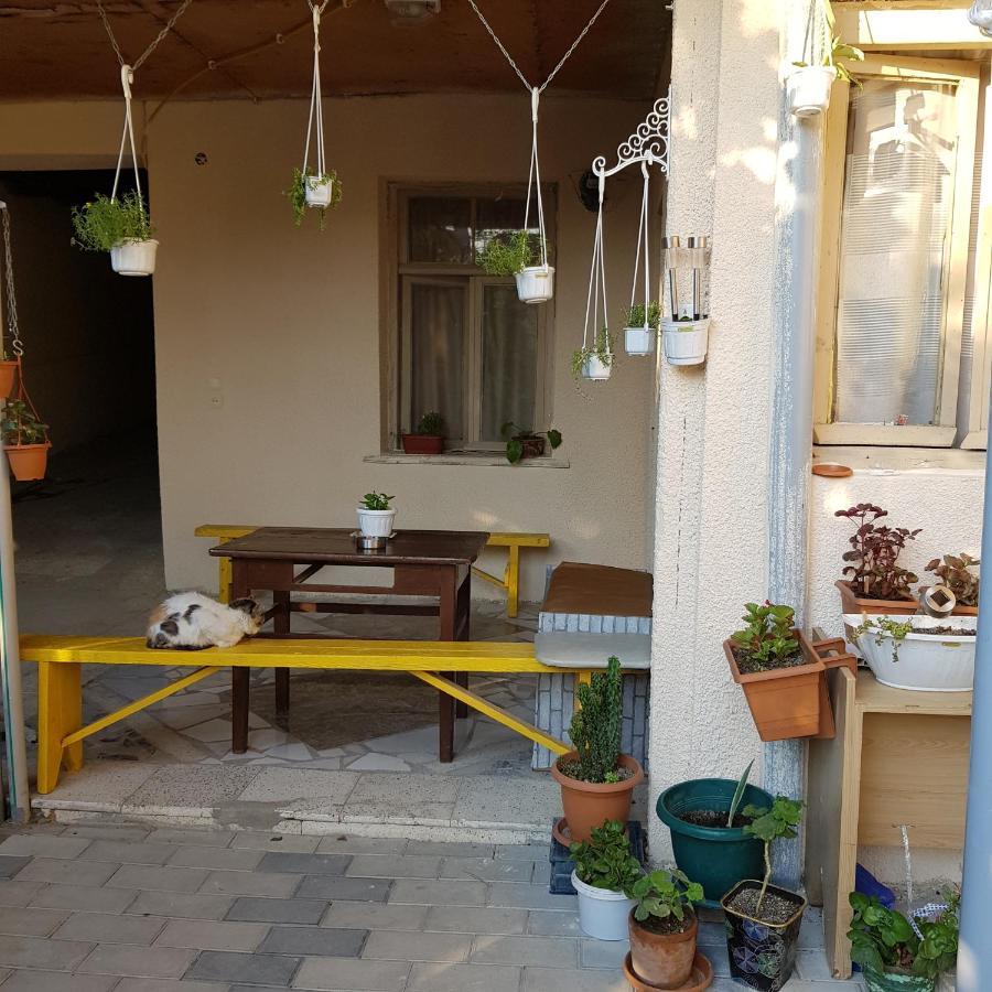 Домик У Куры Tbilisi Exterior foto